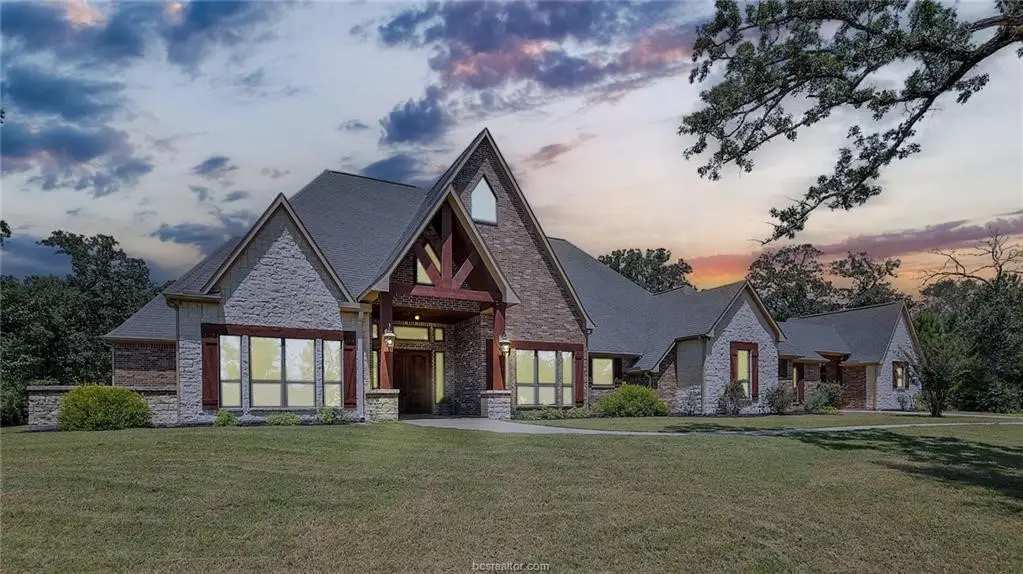 10682 Commonwealth Drive, Iola, TX 77861 - #1