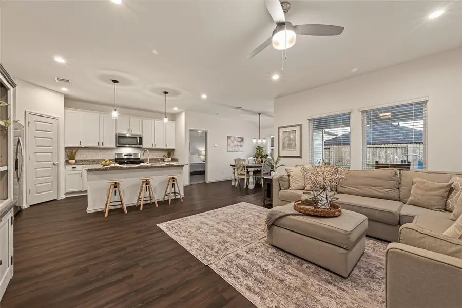 9713 Wall Street, Texas City, TX 77591 - #2