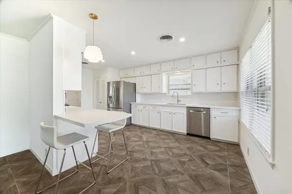 2202 De Milo Drive, Houston, TX 77018