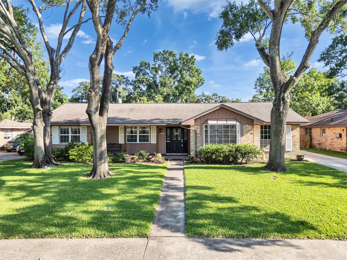 426 Shadow Creek Drive, El Lago, TX 77586 - #1
