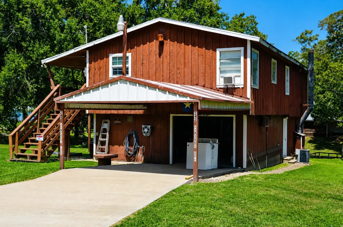 242 Lamenda Avenue, Livingston, TX 77351 - #1