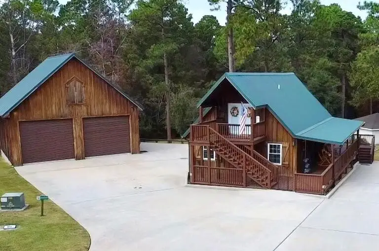 152 Edgewood Drive, Brookeland, TX 75931 - Image #1