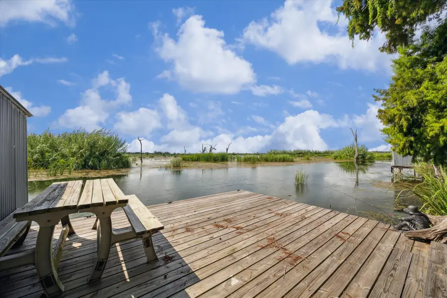 29331 County Road 25, Damon, TX 77430 - Image #2