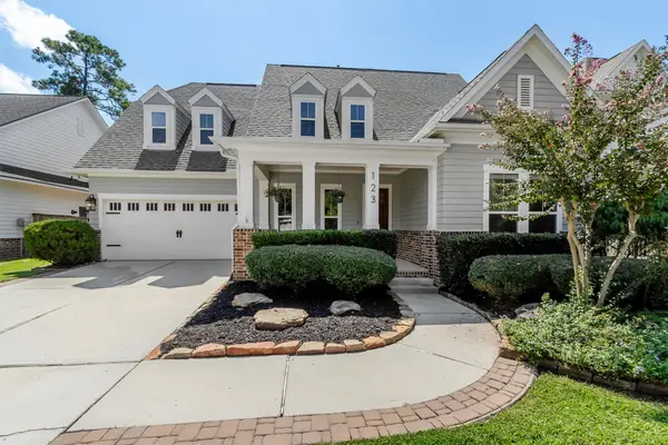 123 Cherry Oak Ln, Montgomery, TX 77316