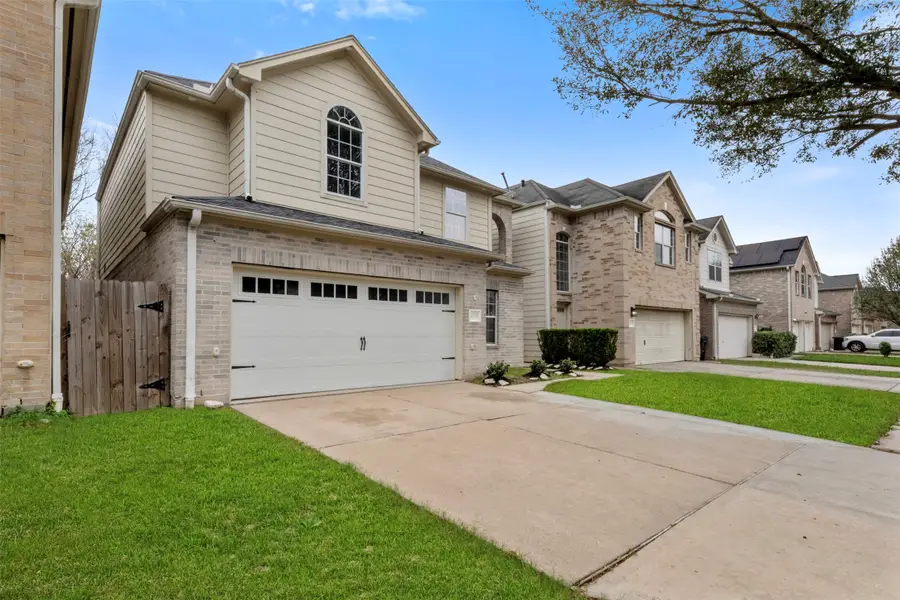 10135 W Palm Lake Drive, Houston, TX 77034 - Image #3