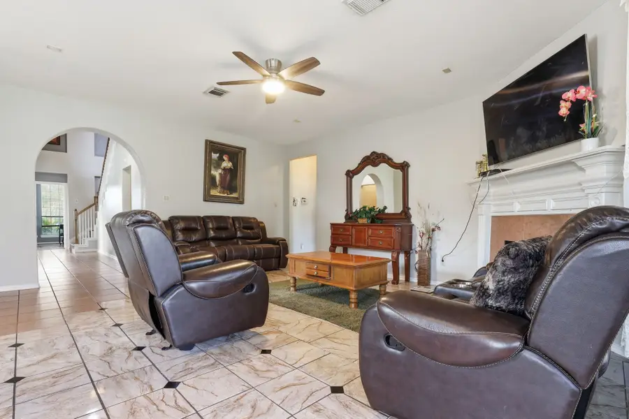 8202 Terrace Brook Drive, Houston, TX 77040 - Image #3