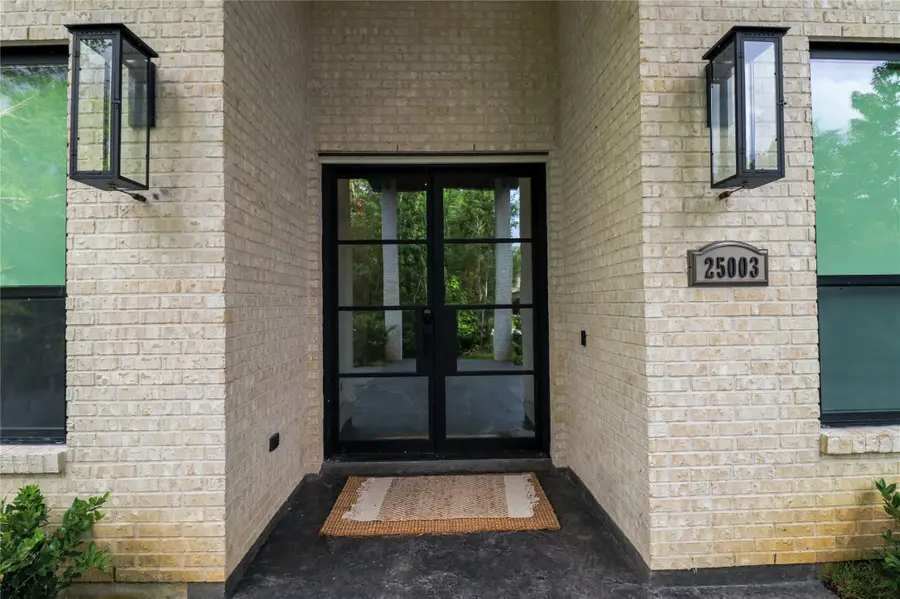 25003 Tarlton Court, Tomball, TX 77375 - Image #2