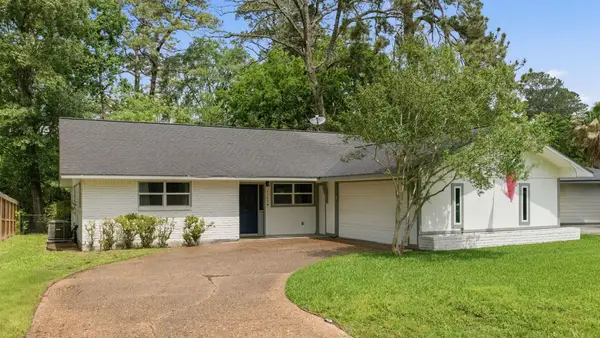 1705 Shady Oaks Drive, Conroe, TX 77301