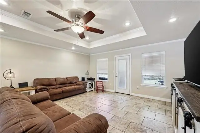 717 1st Street, Winnie, TX 77665 - Image #3