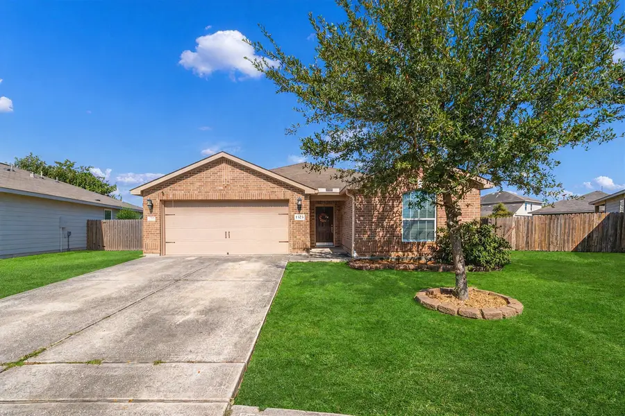 1323 Wallflower Avenue, Baytown, TX 77521 - #2