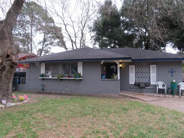 827 Marcolin Street, Houston, TX 77088