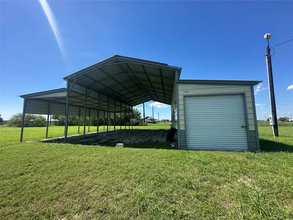 264 Haddock Drive, Palacios, TX 77465
