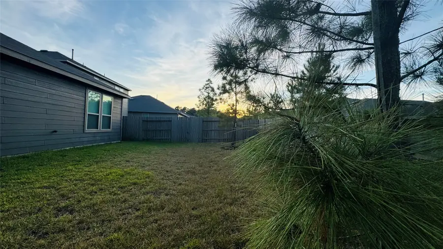 251 Pine Cavern Drive, Conroe, TX 77378 - Image #3