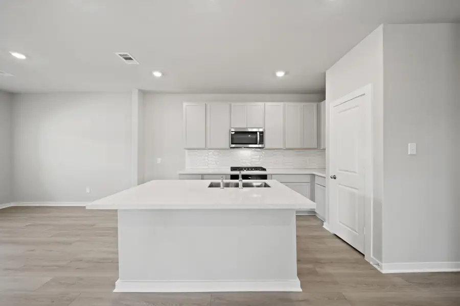 212 Orchard Laurel Drive, Alvin, TX 77511 - Image #3