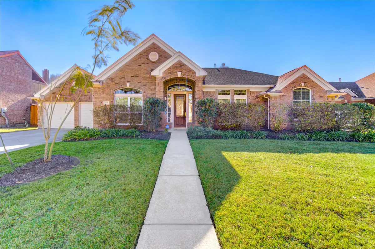 309 Oak Creek Drive, League City, TX 77573 - #1