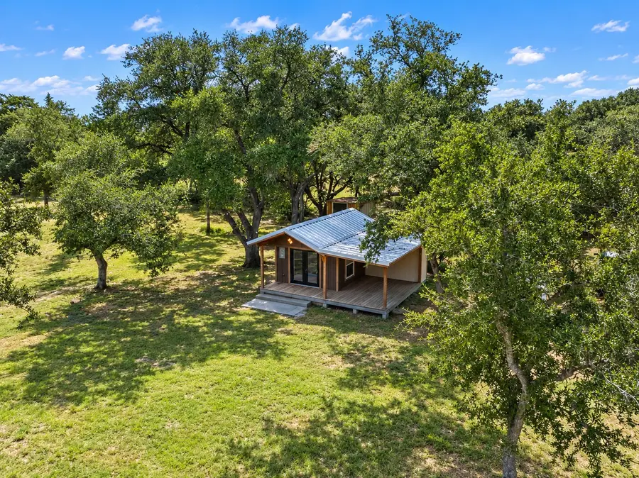 1125 County Road 136, Hallettsville, TX 77964 - #3