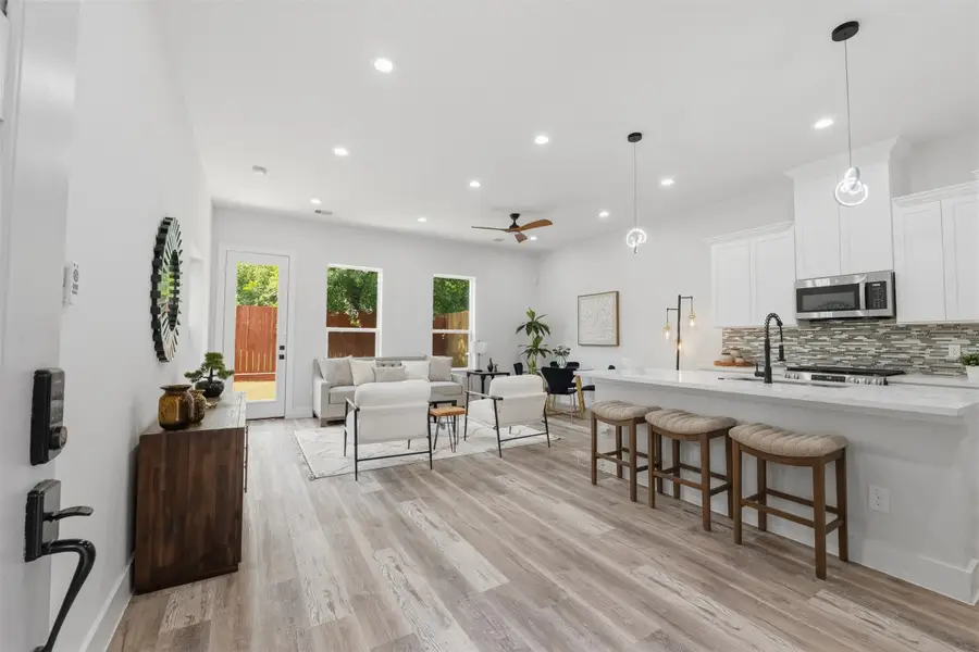 892 Paul Quinn St, Houston, TX 77091 - #3