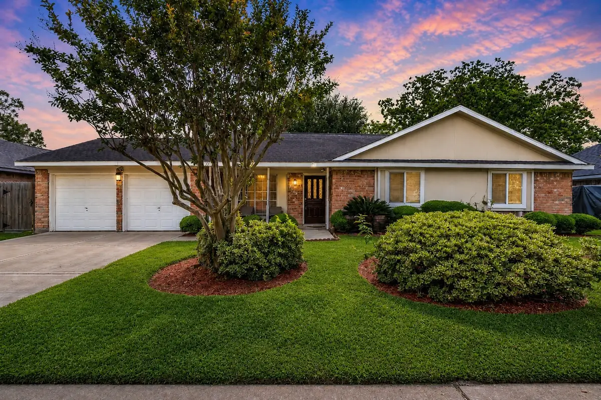 2421 Maxwell Lane, Deer Park, TX 77536 - #1