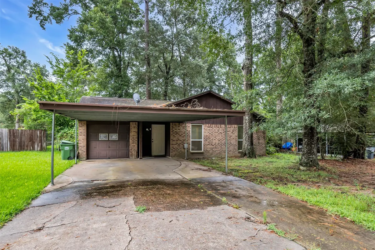 1303 S Fenner Avenue, Cleveland, TX 77327 - #1