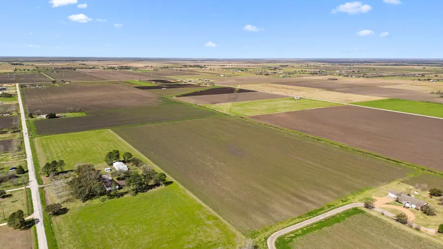 14914 County Road 272, East Bernard, TX 77435 - Image #2