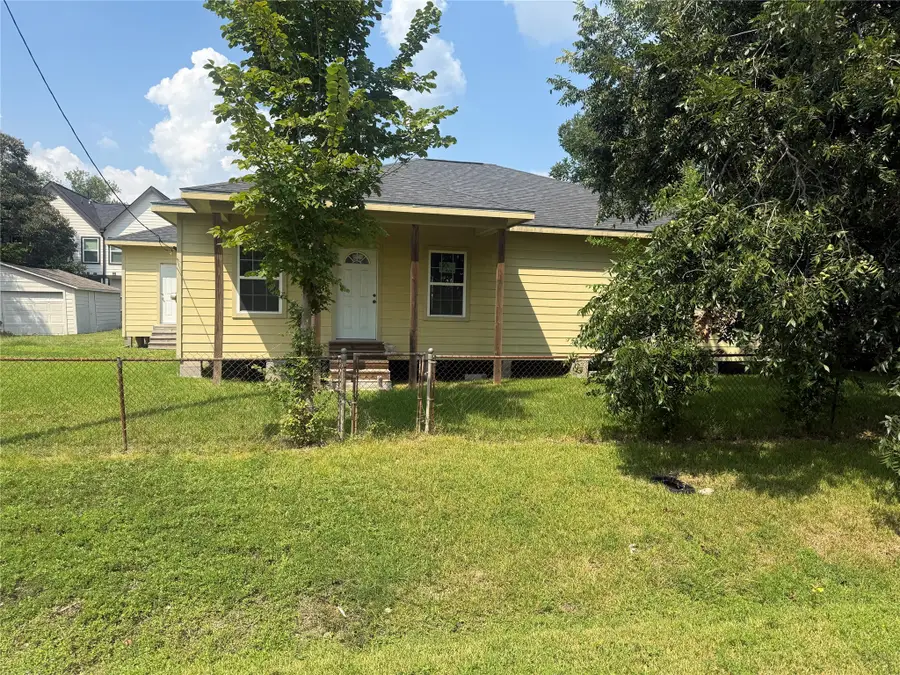 8033 Kenton Street, Houston, TX 77028 - Image #2