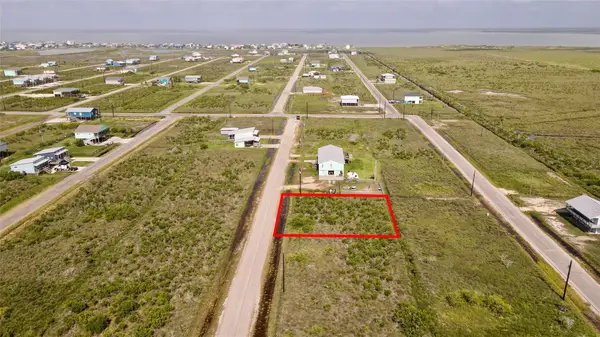 479 Pin Oak Lane, Rockport, TX 78382