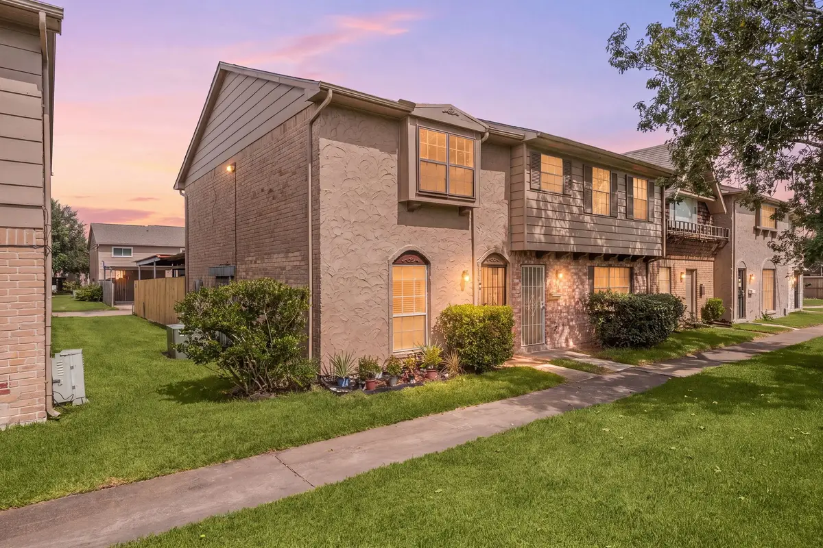 7272 Crownwest Street #7272, Houston, TX 77072 - #1