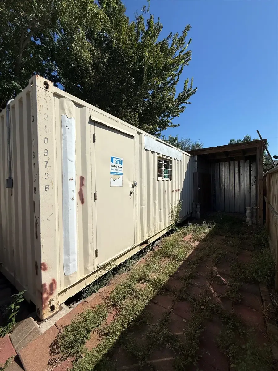 9838 Fillmore Street, Houston, TX 77029 - Image #3