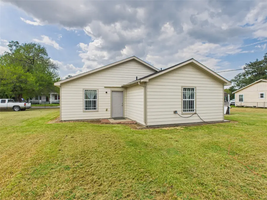 2335 Neches Street, Beaumont, TX 77701 - Image #2
