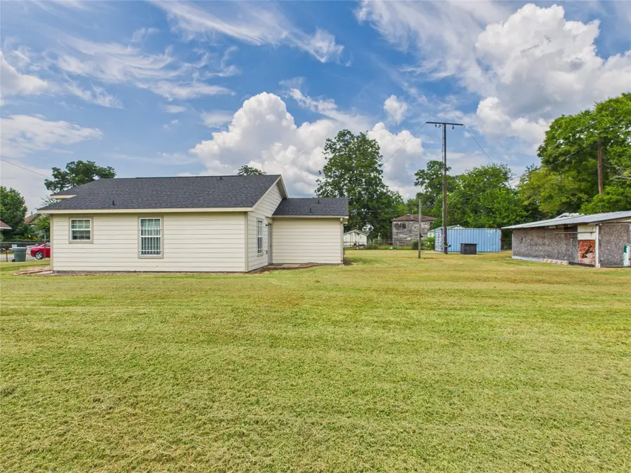 2335 Neches Street, Beaumont, TX 77701 - Image #3