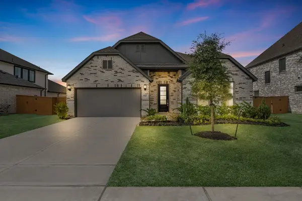 8746 Jade Hill Drive, Rosharon, TX 77583