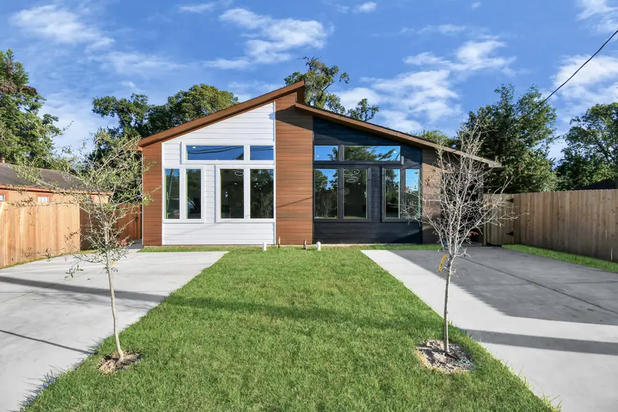 8109 Hamlet Street, Houston, TX 77078 - Image #3