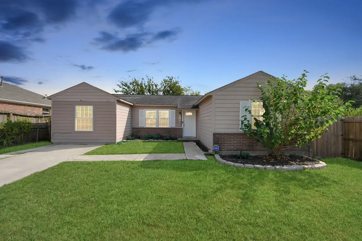 10209 Cathedral Drive, Houston, TX 77051 - Image #1