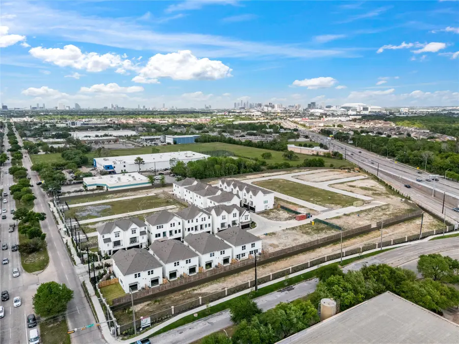 3925 Willowbend Point Drive, Houston, TX 77025 - #3