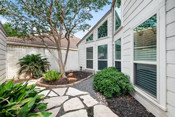 14222 Woodnook Drive, Houston, TX 77077
