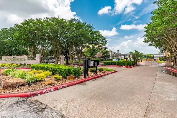 18800 Egret Bay Boulevard #1405, Webster, TX 77058