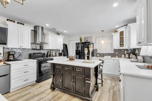 2081 Us Highway 190 E, Woodville, TX 75979