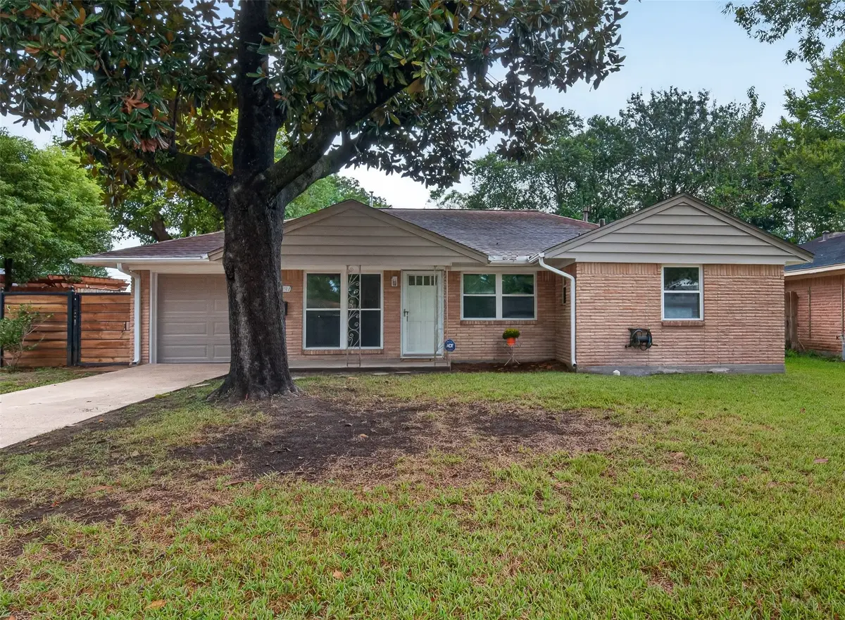 11227 Greenwillow Street, Houston, TX 77035 - #1