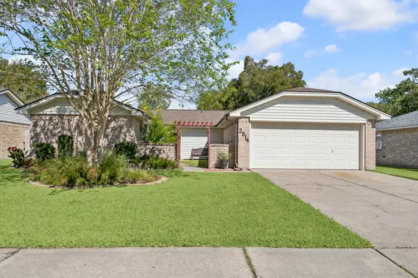 2514 Ewell Drive, League City, TX 77573