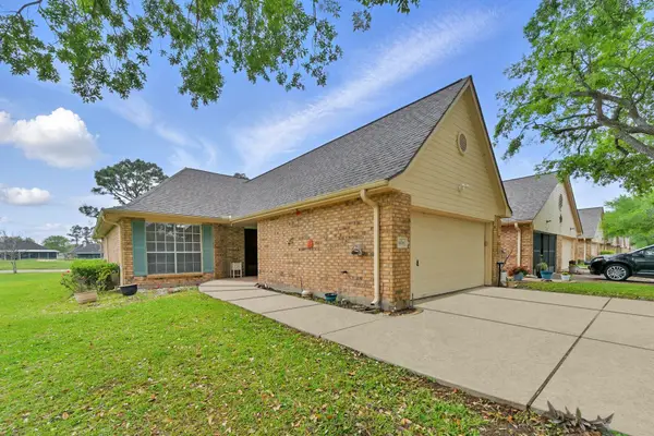 3638 Teakwood Drive, Pearland, TX 77584