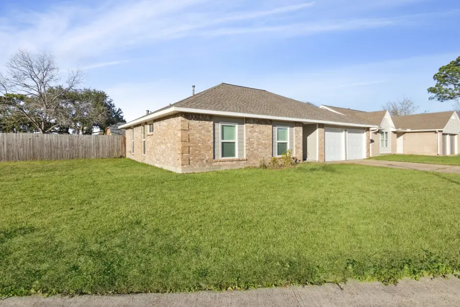 10827 W Mulberry Drive, La Porte, TX 77571 - #3