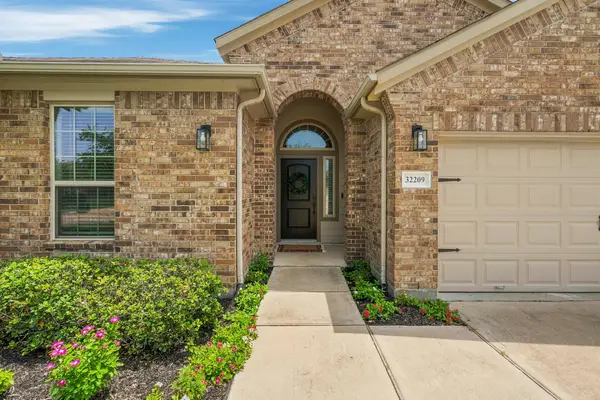 32209 Mckinley Run Drive, Hockley, TX 77447