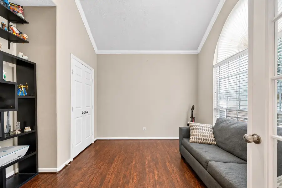 158 N Valley Oaks Circle, The Woodlands, TX 77382 - #3