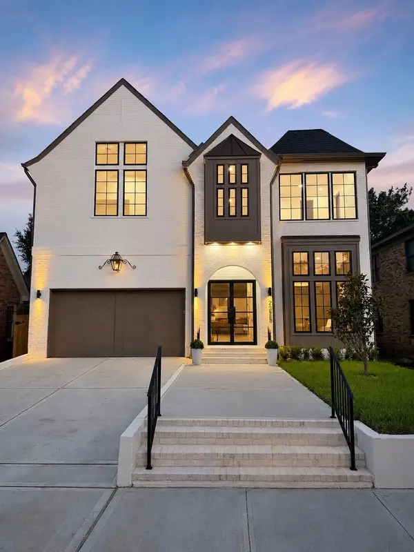 2325 Wroxton Road, Houston, TX 77005