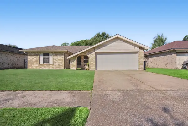 1323 Castle Glen Drive, Houston, TX 77015