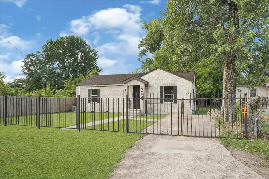 7526 Bywood Street, Houston, TX 77028 - #2