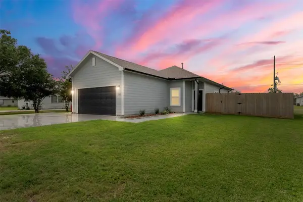 1302 Trinity Street, Anahuac, TX 77514