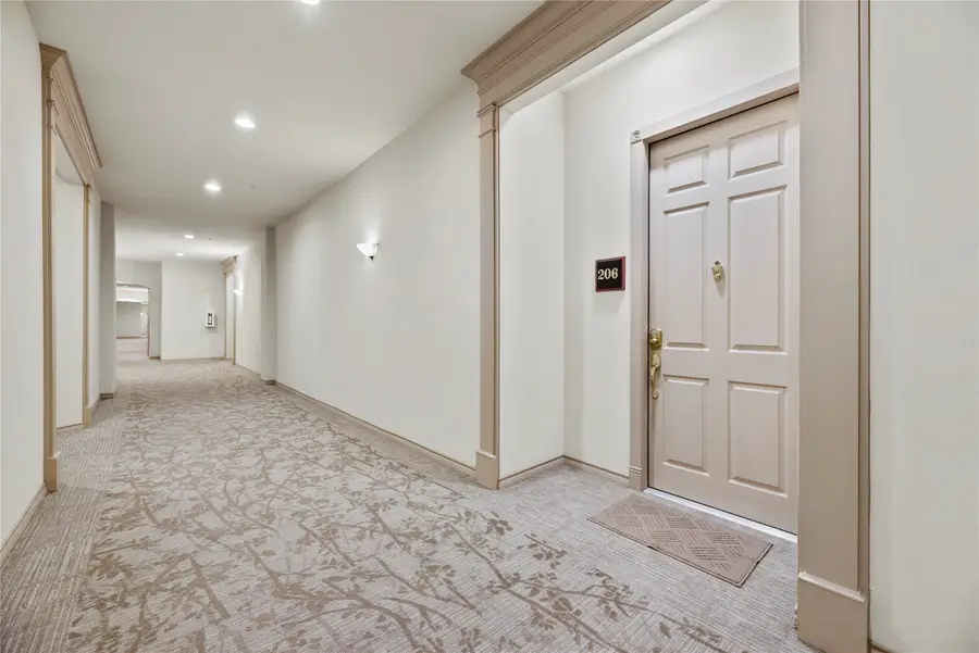 2400 Mccue Road #206, Houston, TX 77056 - Image #2