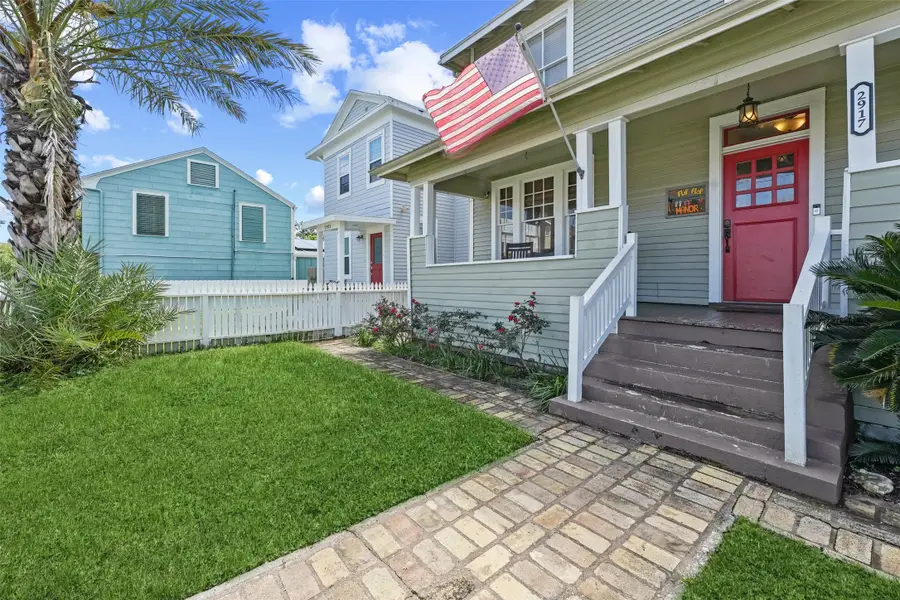 2917 Avenue Q, Galveston, TX 77550 - #2