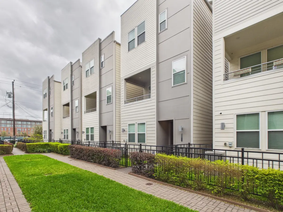 2711 Clinton Drive, Houston, TX 77020 - #1